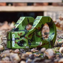 DMR Defy35+ Stem - Liquid Camo Green Limited - 35.0mm -Rijwiel Onderdel Verkoopwinkel dmr special edition liquid camo green stem side 1151140