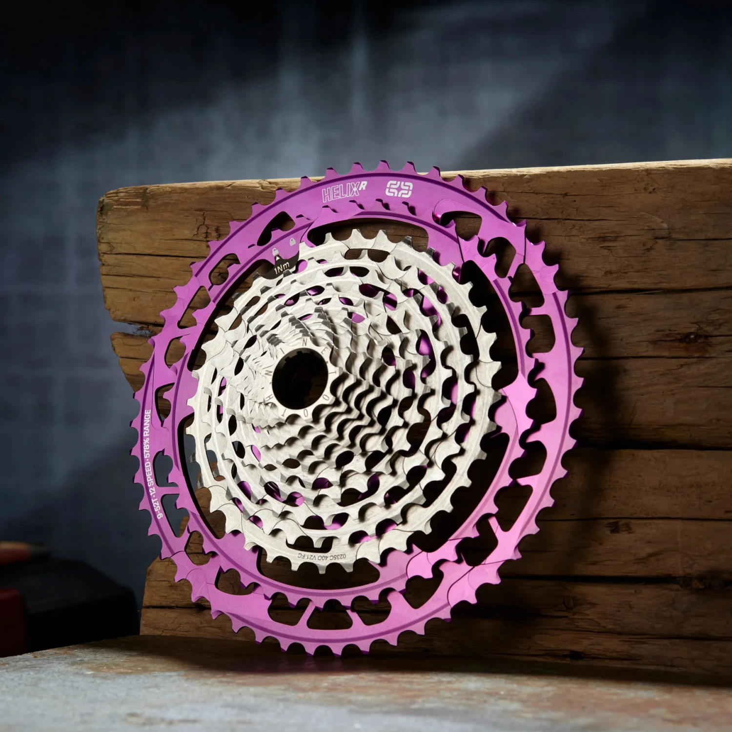 E-thirteen E*thirteen Helix Race Cassette | 12-Versnelling | 9-52 Tanden | SRAM XD/XDR - Eggplant 6 E-thirteen E*thirteen Helix Race Cassette | 12-Versnelling | 9-52 Tanden | SRAM XD/XDR - Eggplant - Afbeelding 4