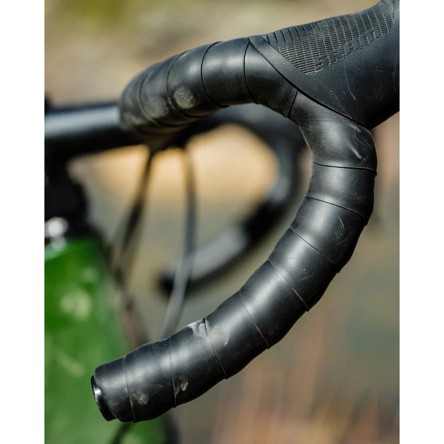 Wolf-tooth Wolf Tooth Supple Lite Road Bike Handlebar Tape - Black 6 Wolf-tooth Wolf Tooth Supple Lite Road Bike Handlebar Tape - Black - Afbeelding 4